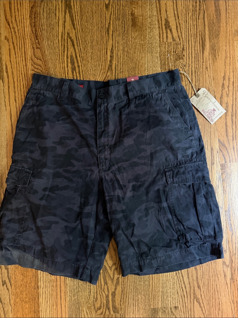 Men's Dark Camo Cargo Shorts - Black/Navy